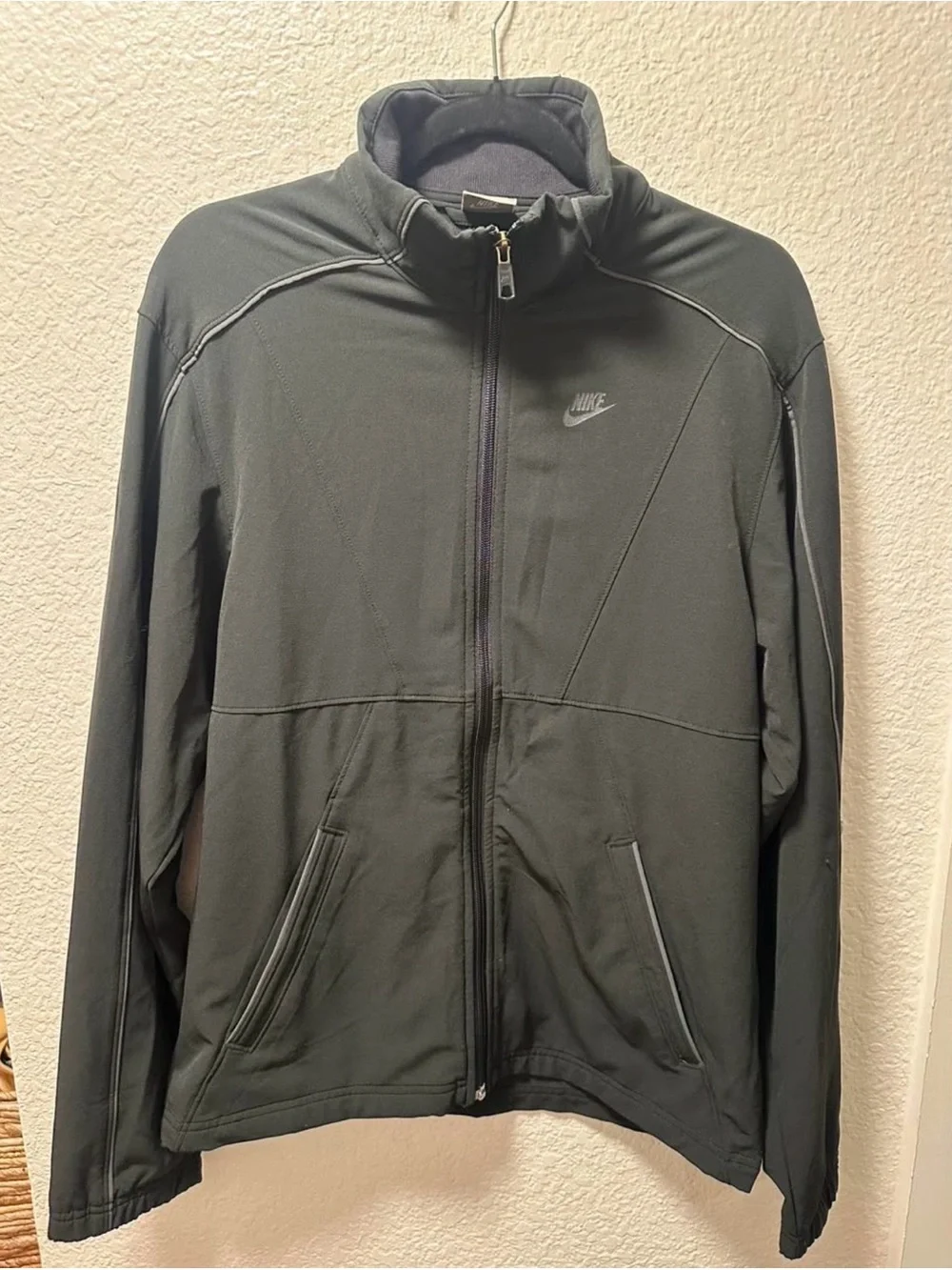 Men’s Nike jacket